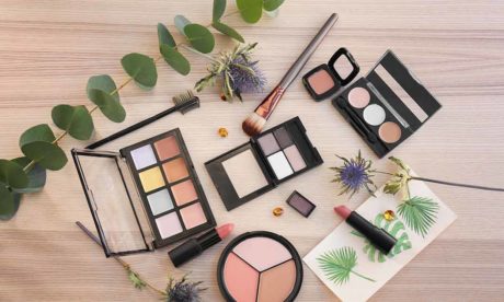 Basic Makeup Skills & Personal Makeup Kit