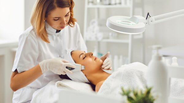 Dermatology & Skincare Training